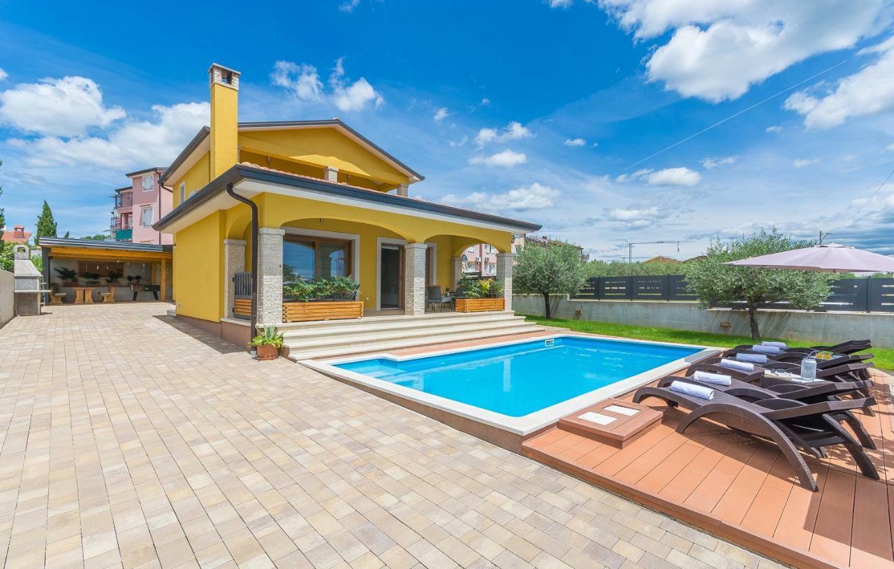 Villa Mala